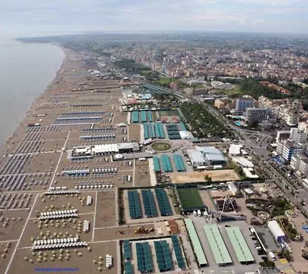 Lido Apartment